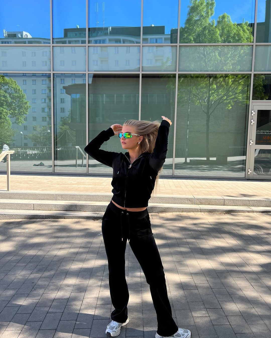 Survêtement de sport femme extensible et confortable avec poches