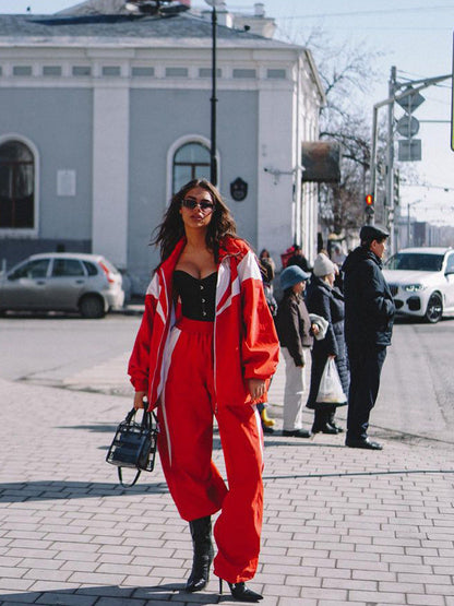 Ensemble de survêtement femme, à capuche, design à rayures