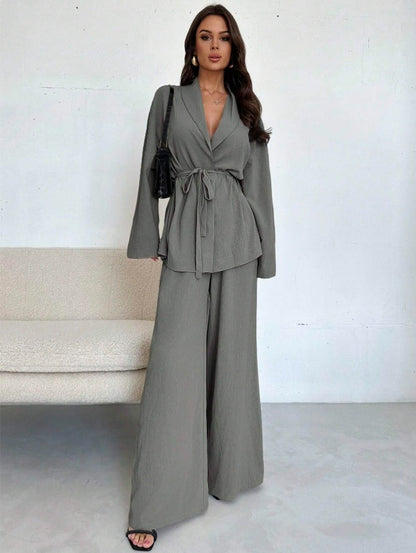 Combinaison élégante oversize pour femme avec taille ajustée et jambes larges