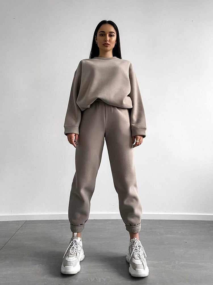 Survêtement molletonné femme, confortable et moderne