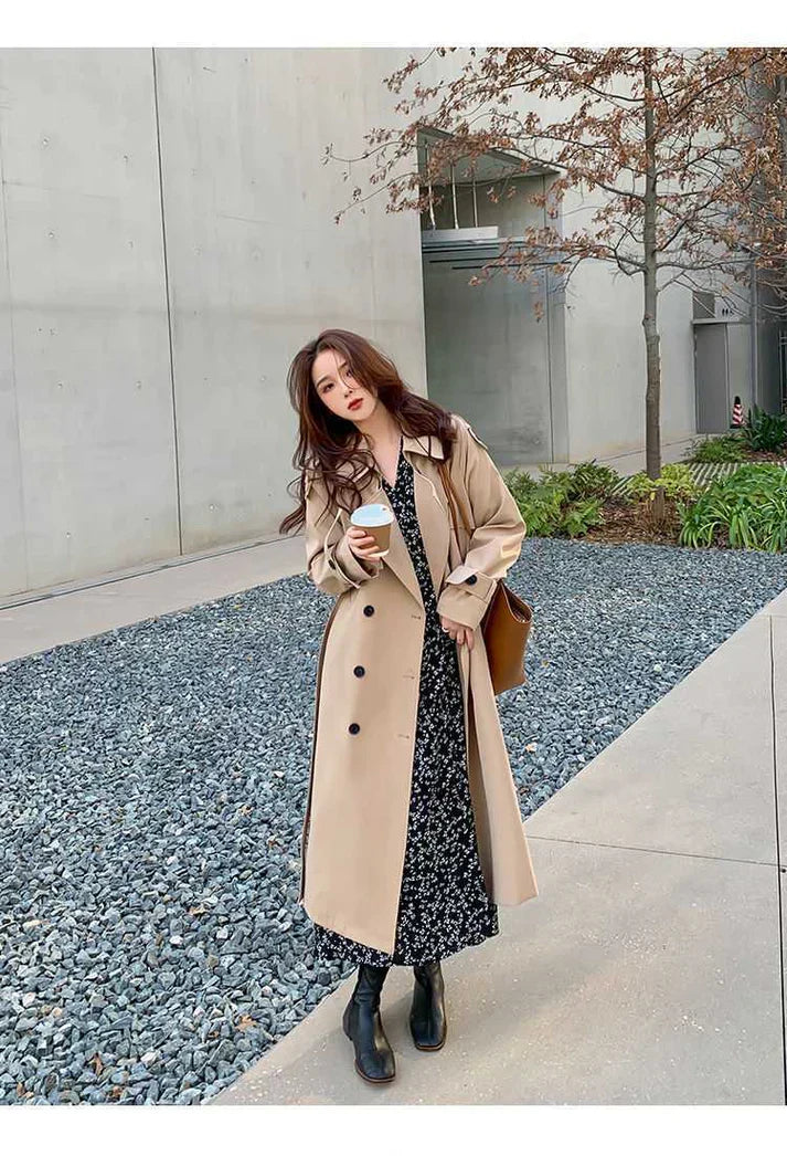 Élégant trench-coat à double boutonnage pour femme