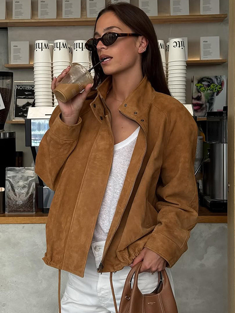 Veste en cuir moderne et stylée pour femme avec poches