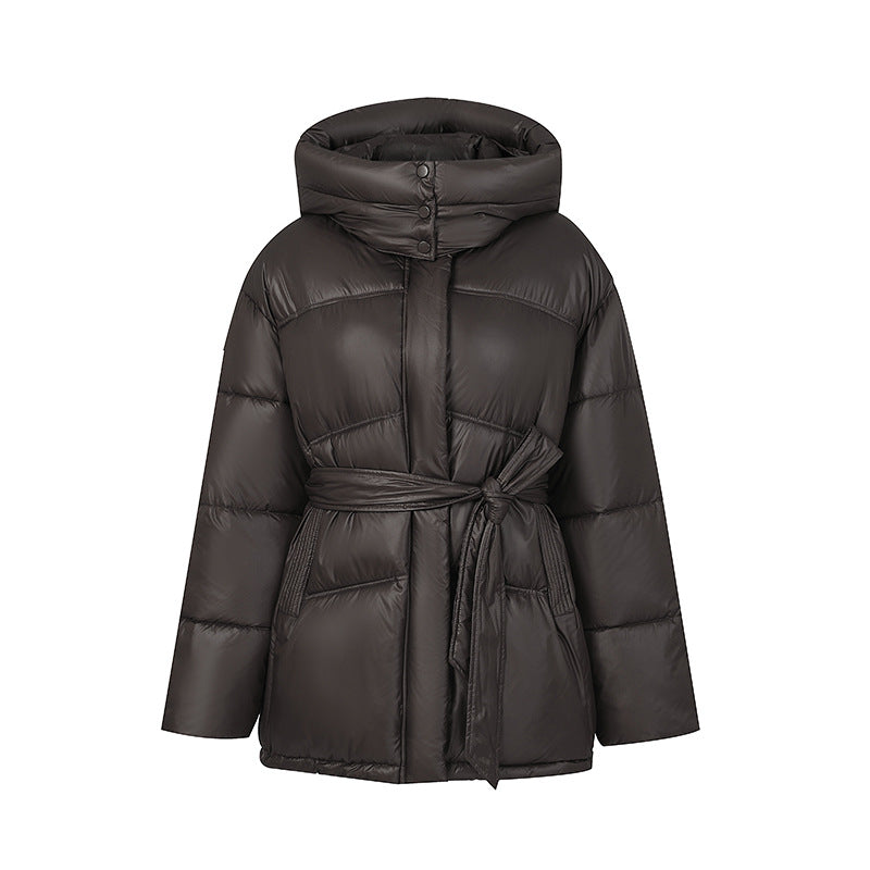 Manteau d'hiver élégant matelassé pour femme avec ceinture et capuche