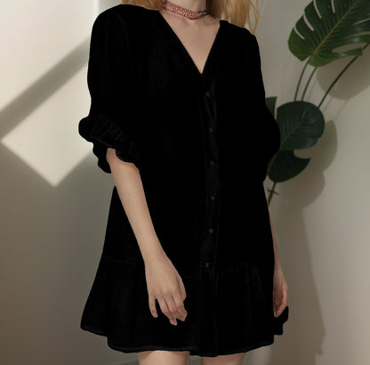 Haut de femme Robe avec manches bouffantes et ourlet à volants