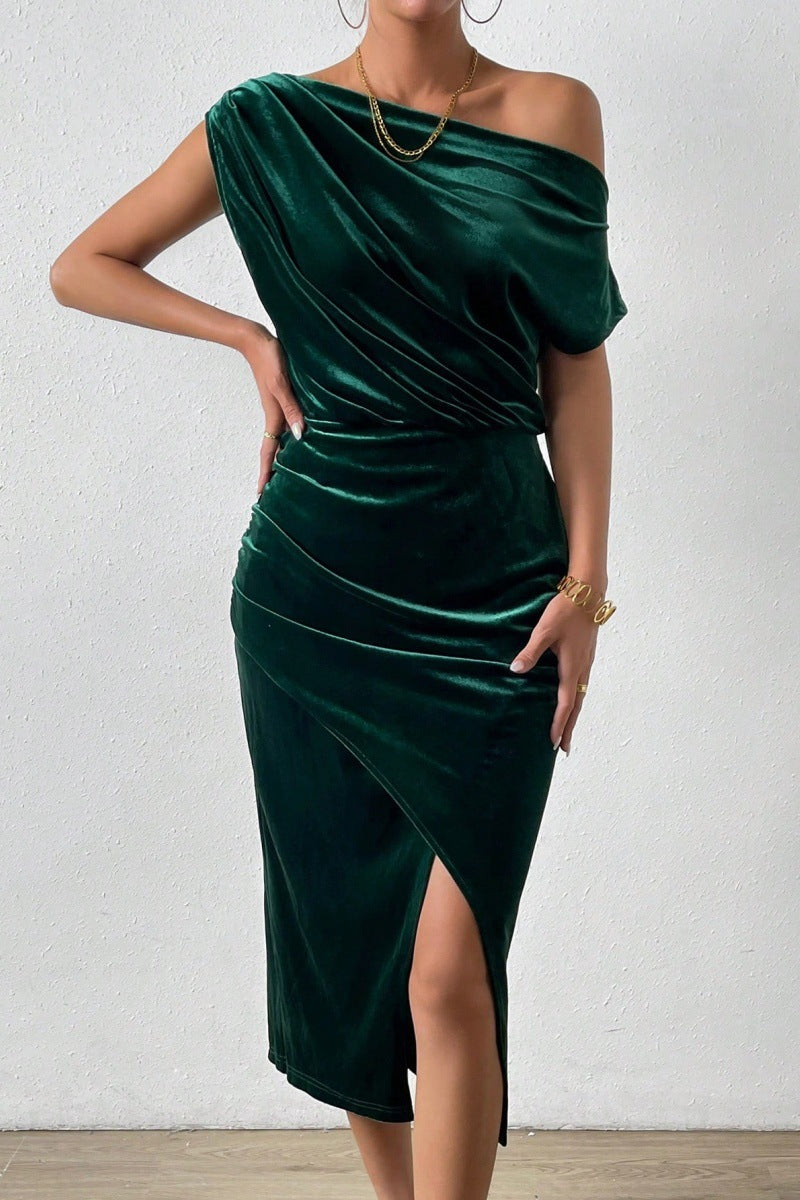 Robe d'été élégante femme mi-longue épaules dénudées