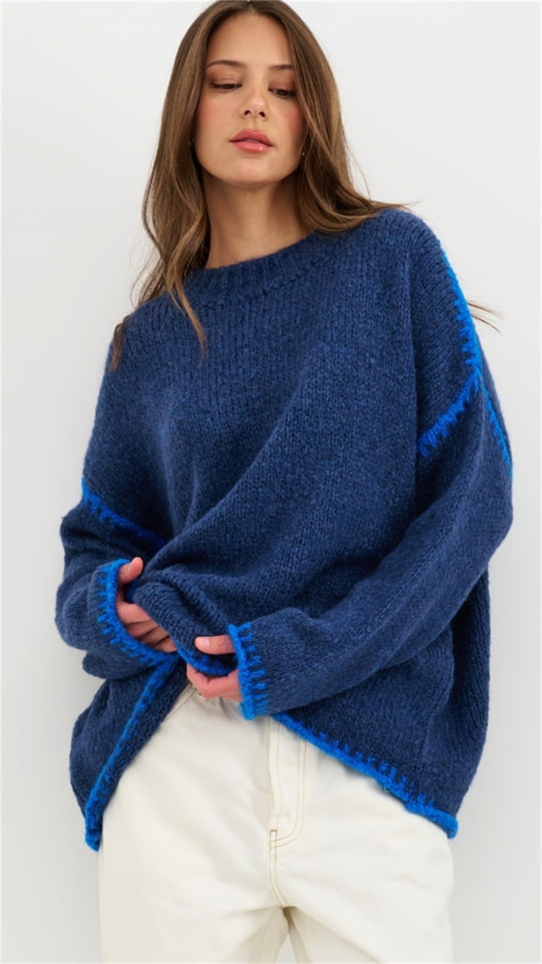 Pull en maille douce pour femme avec détails contrastants