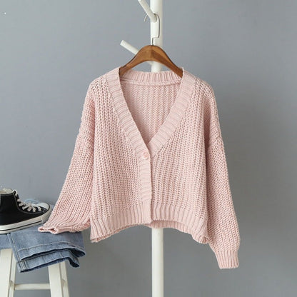 Cardigan femme décontracté, épaules dénudées, fermeture boutonnée