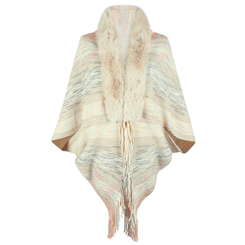 Poncho élégant pour femmes avec col en fausse fourrure