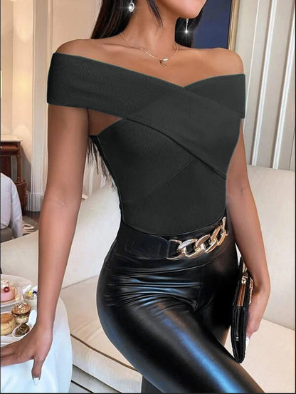 Haut asymétrique texturé moderne pour femme