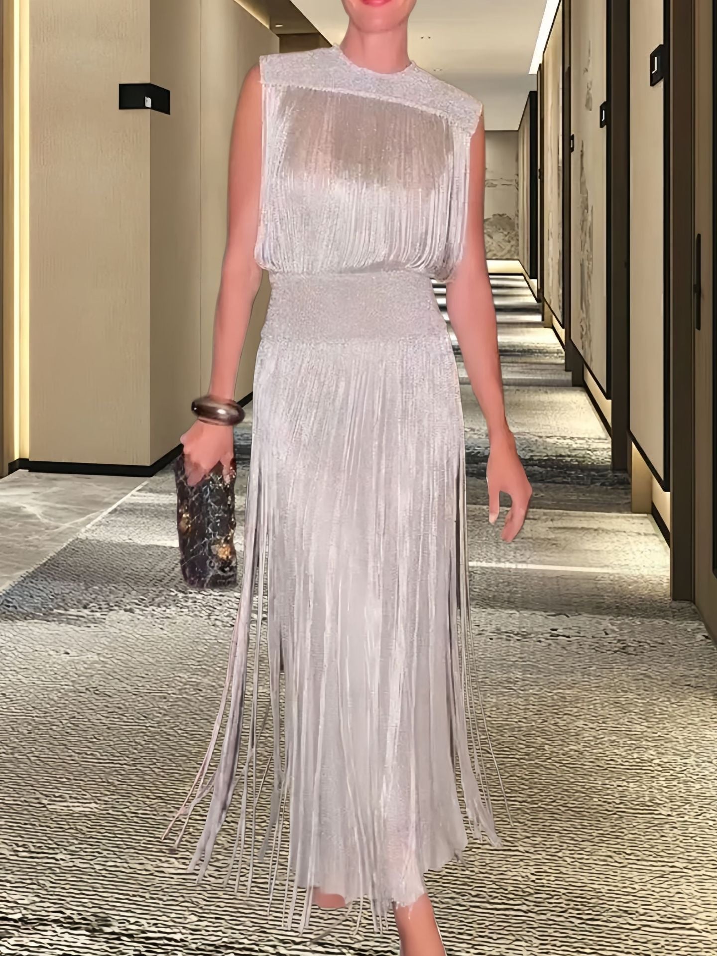Robe de soirée élégante à ourlet évasé