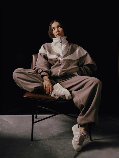 Ensemble de survêtement femme, à capuche, design à rayures