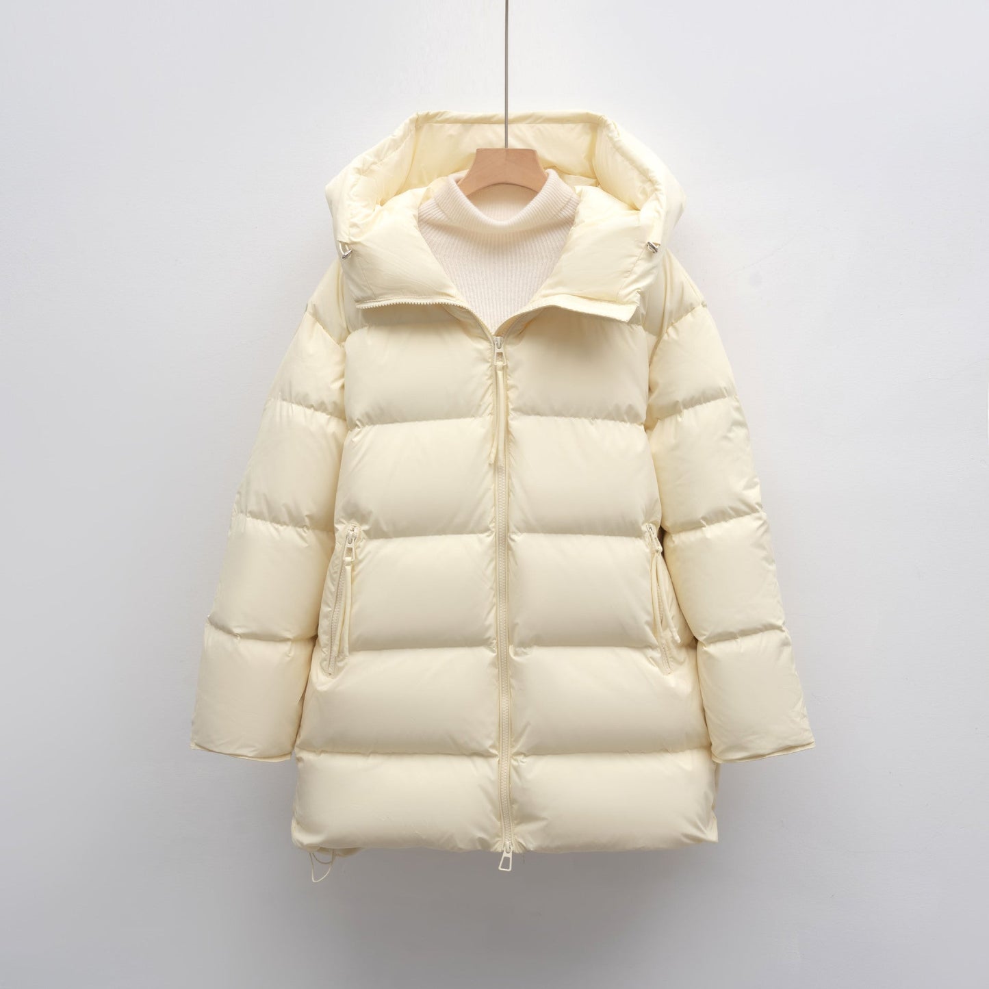 Veste d'hiver pour femme surtaillée à capuche de style moderne