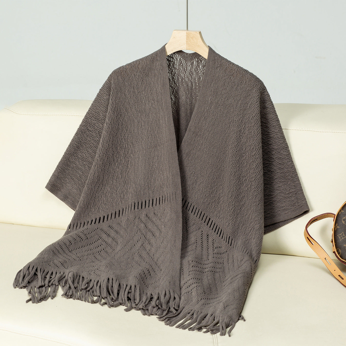 Poncho tricoté pour femme Design élégant Motif à franges