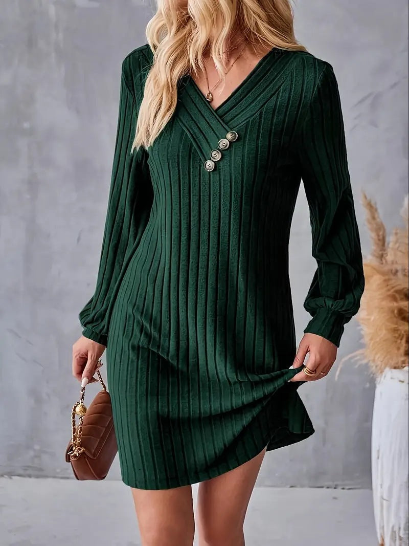 Robe fourreau élégante pour femme avec décolleté en V et boutons décoratifs