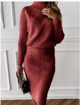 Robe pull femme Col montant design élégant
