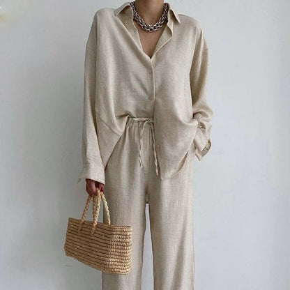 Ensemble pantalon et blouse en lin élégant pour femme