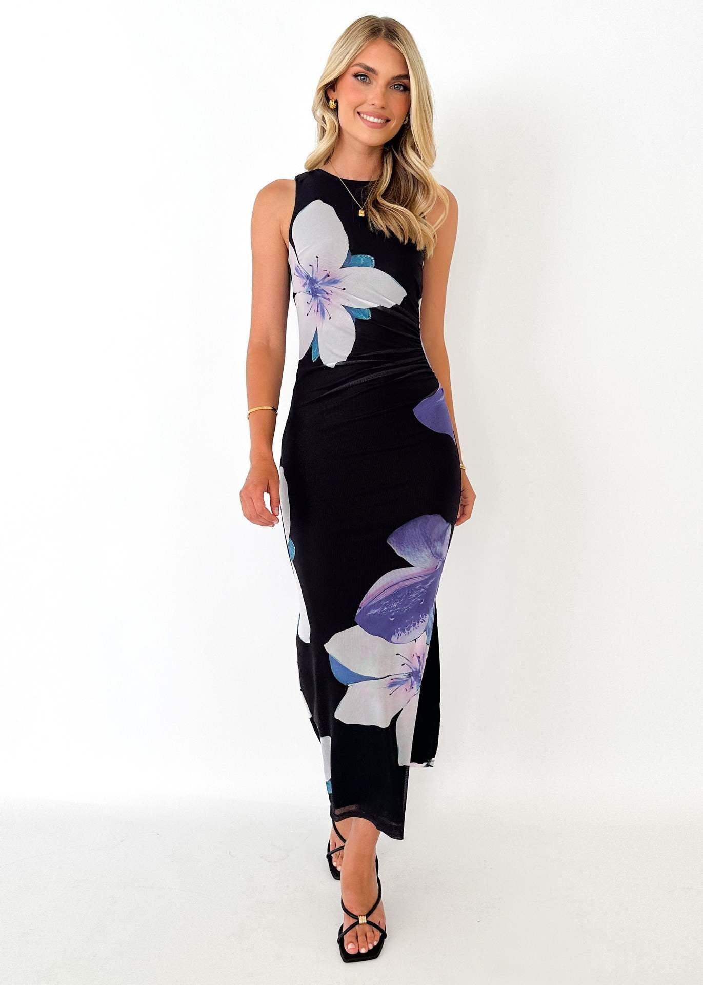 Robe élégante pour femme motif aquarelle longue