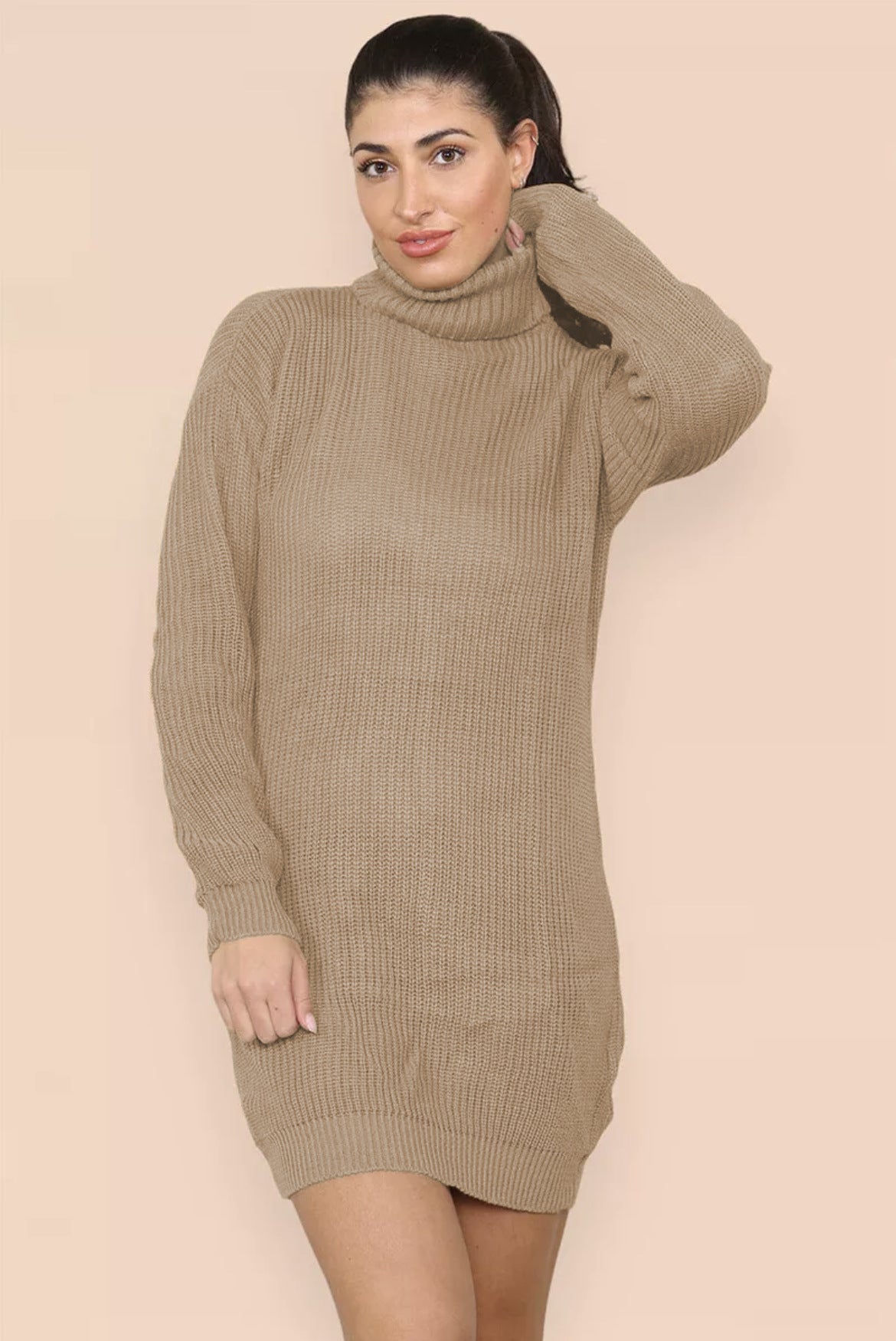 Robe pull femme col montant tricotée élégante