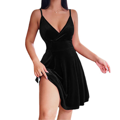 Robe de soirée velours femme coupe trapèze décolleté plongeant