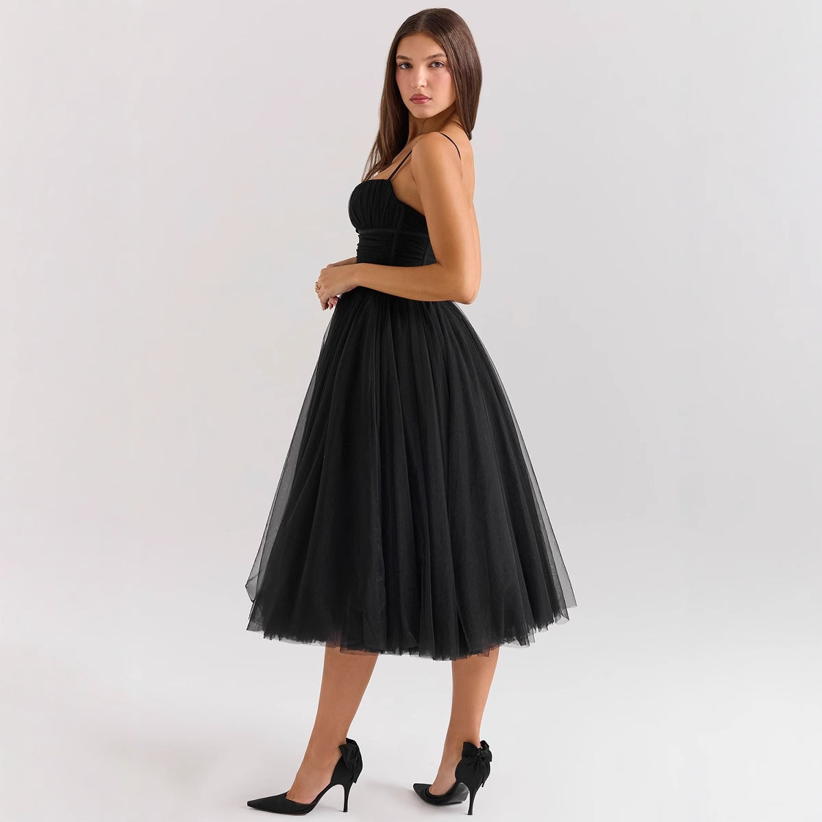 Élégante robe en tulle pour femme avec jupes