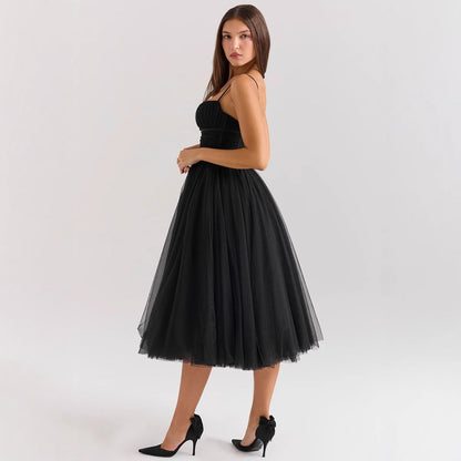 Élégante robe en tulle pour femme avec jupes