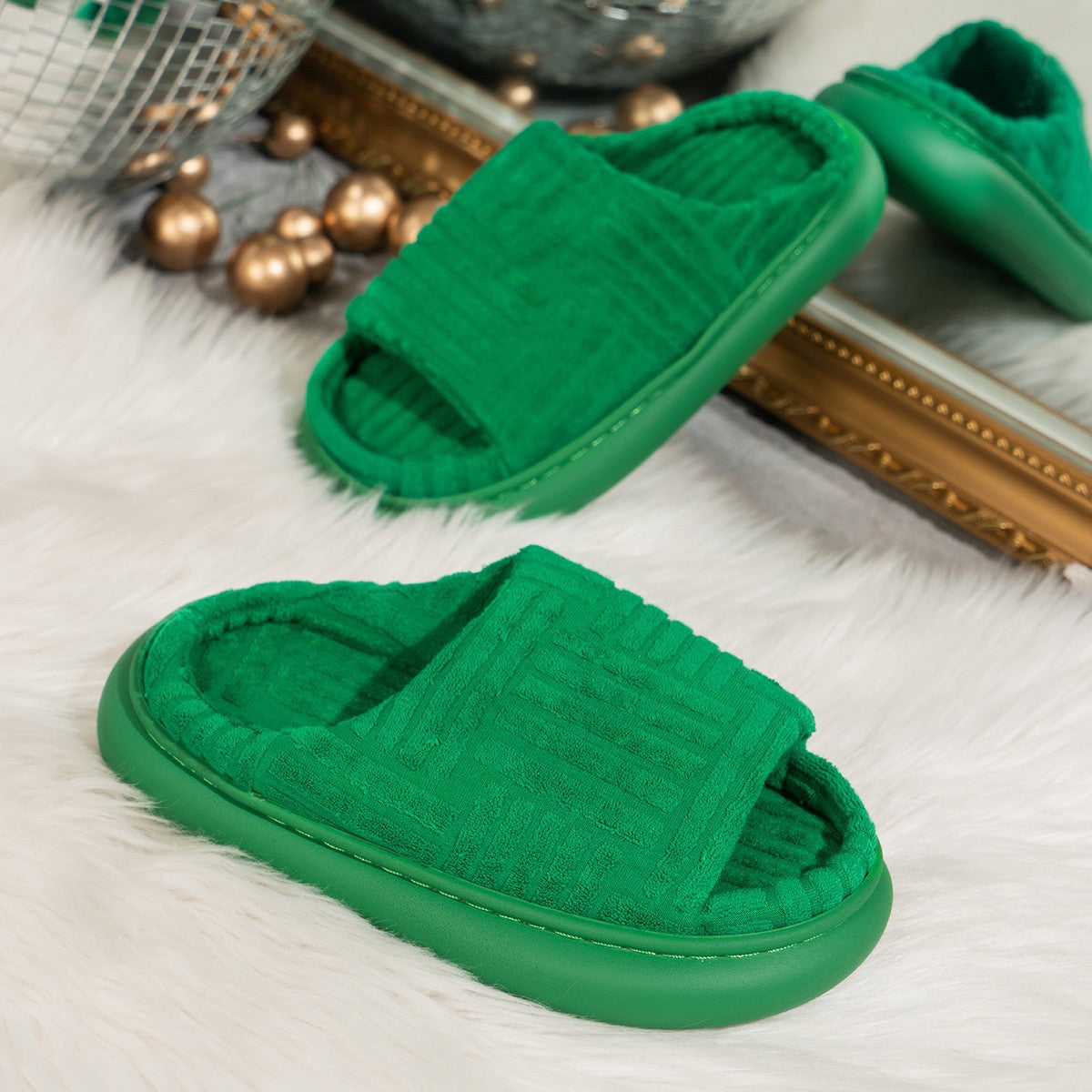 Chaussons douillets pour femmes antidérapants