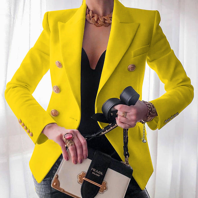 Blazer élégant femme, boutons dorés, costume d'affaires