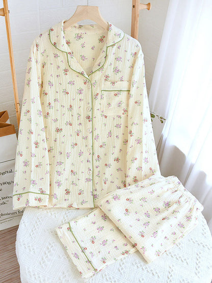 Ensemble de pyjama pour femme à motif floral avec chemise boutonnée