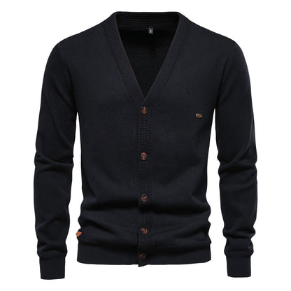 Cardigan homme col V moderne boutons en bois