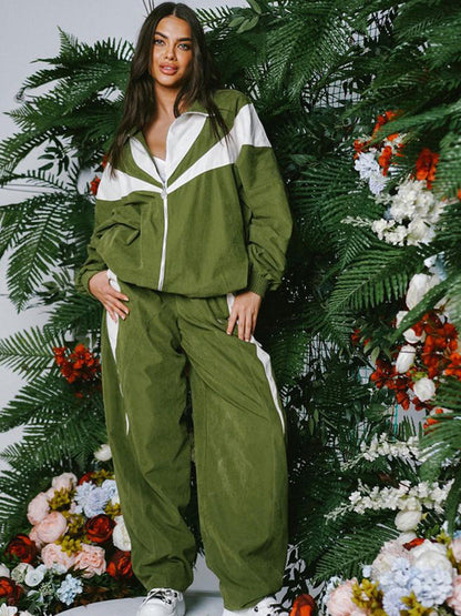 Ensemble de survêtement femme, à capuche, design à rayures