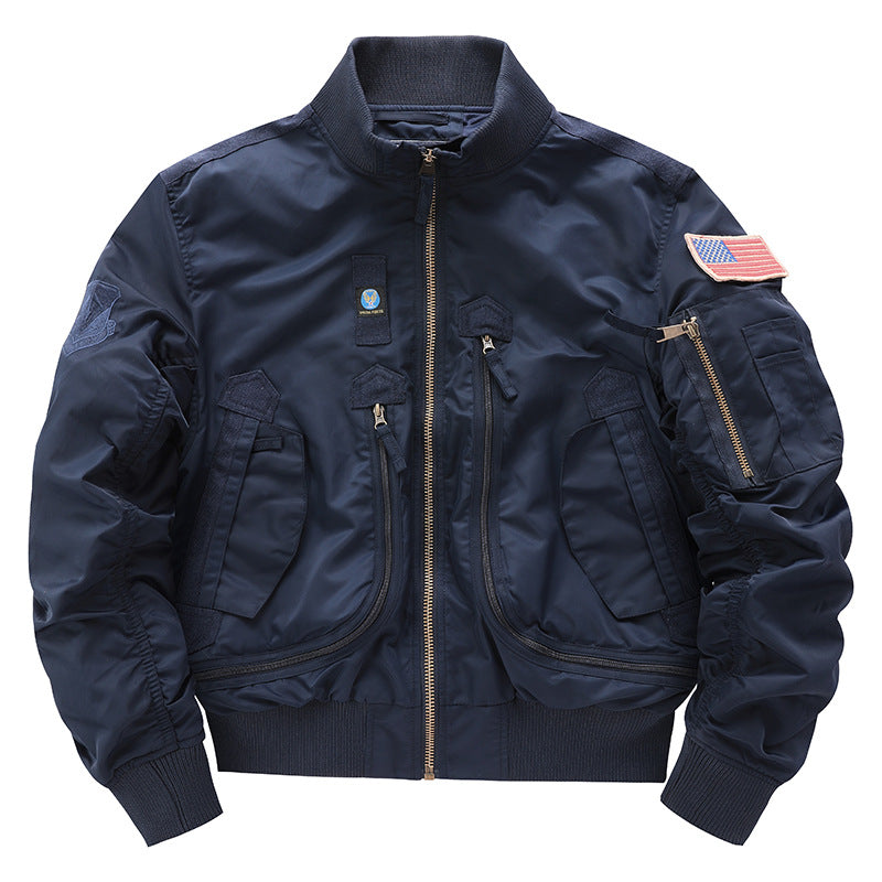 Bomber homme isolé moderne pratique