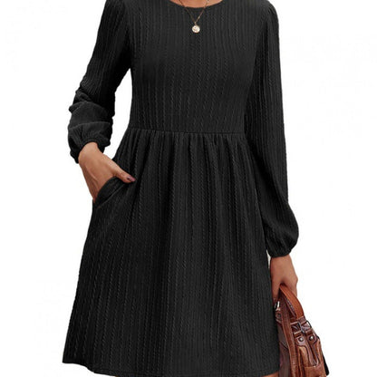 Robe trapèze femme avec manches bouffantes élégant design en tricot côtelé