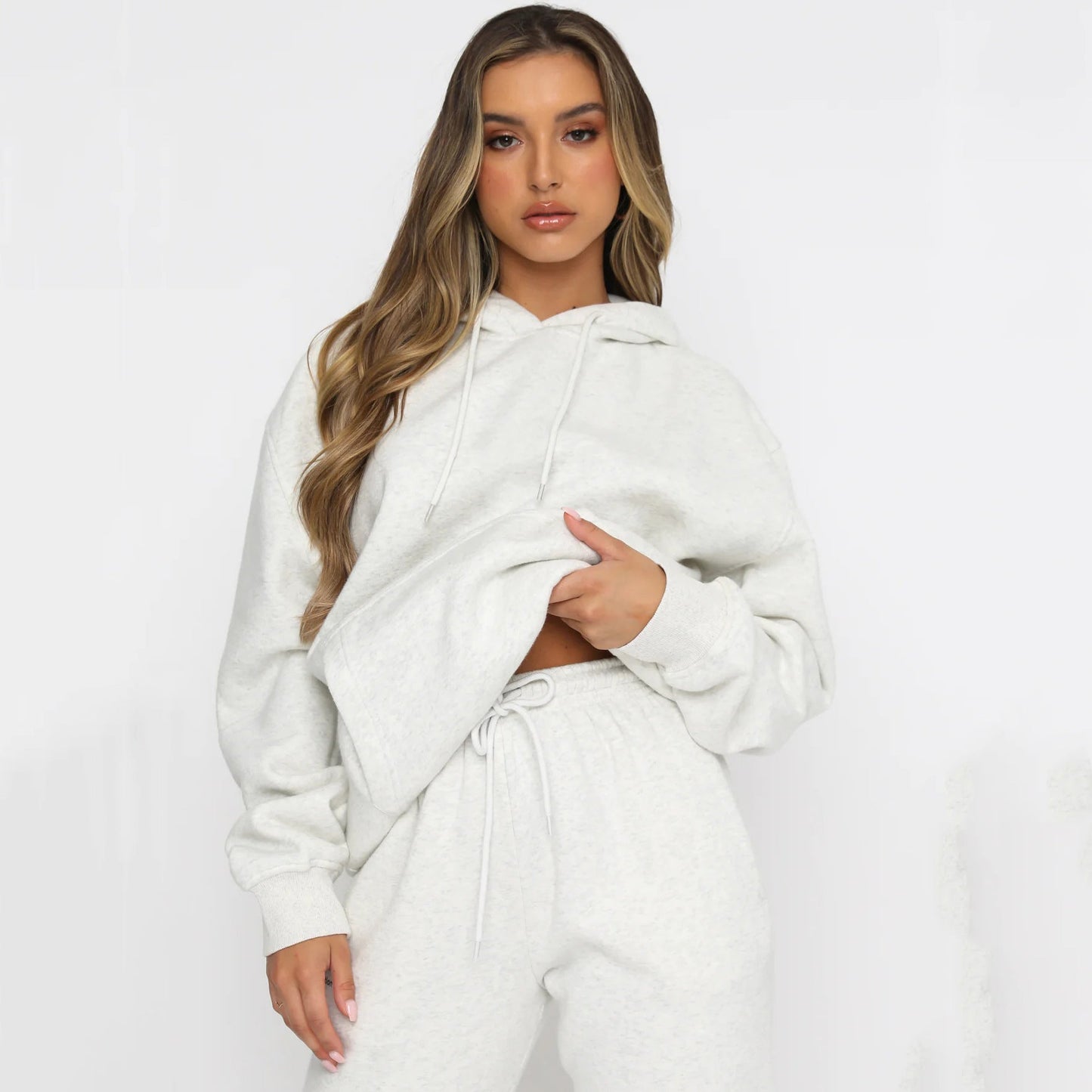 Ensemble jogging et sweat à capuche confortable pour femme