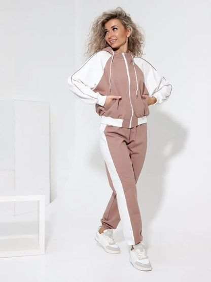 Ensemble de survêtement sportif élégant pour femmes
