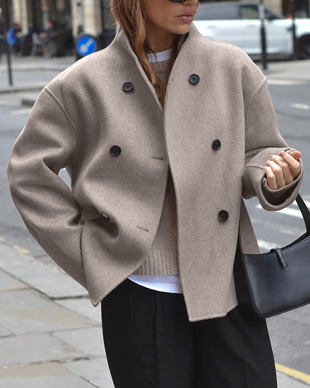 Manteau en laine élégant col en V court