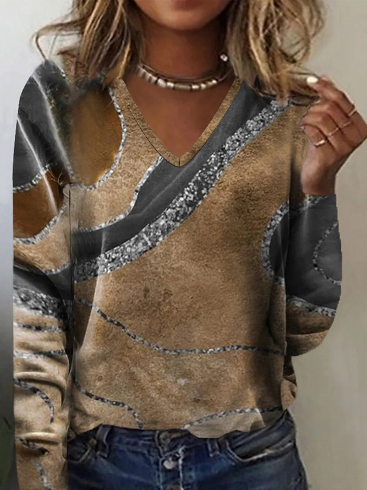 T-shirt femme manches longues col en V motif vagues style moderne
