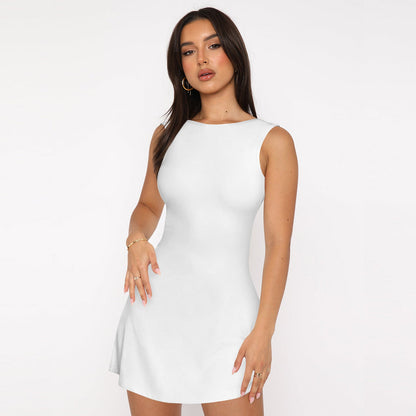 Mini-robe moulante femme élégante froncée