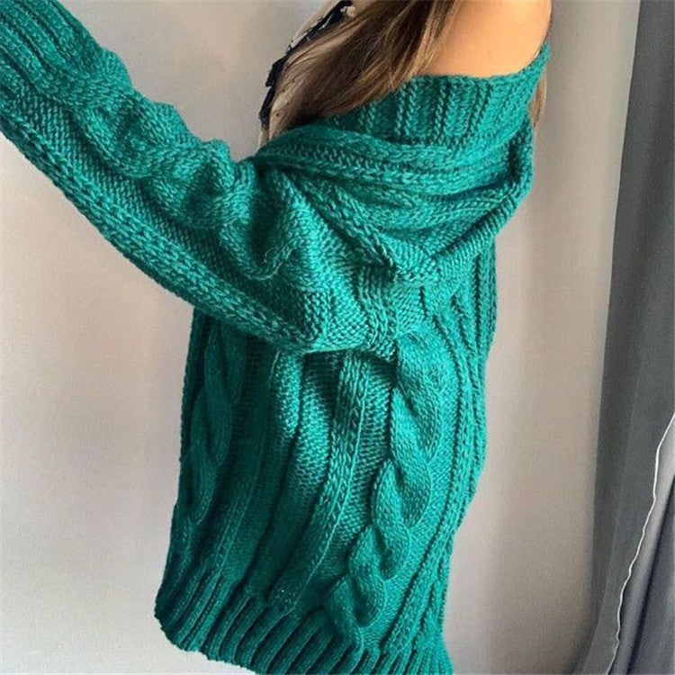 Robe en laine grande taille à motif torsadé et col en V