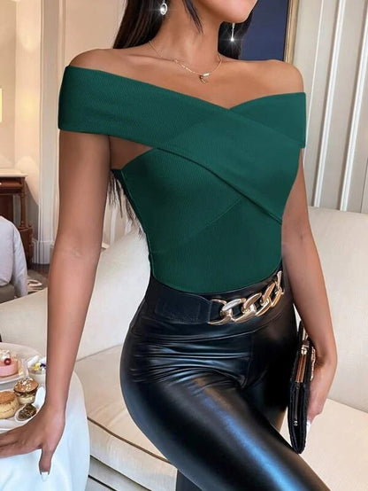 Haut asymétrique texturé moderne pour femme