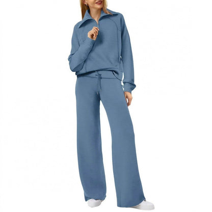 Ensemble de sport pour femme avec col montant et bretelles