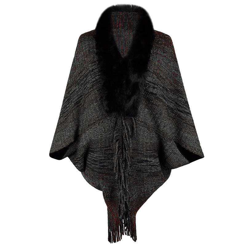 Poncho élégant pour femmes avec col en fausse fourrure