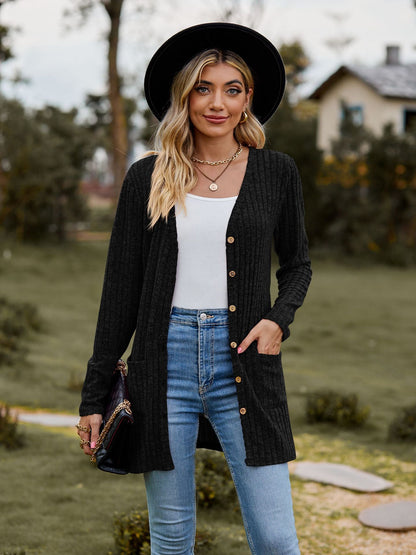 Gilet tricoté doux pour femme avec poches motif côtelé