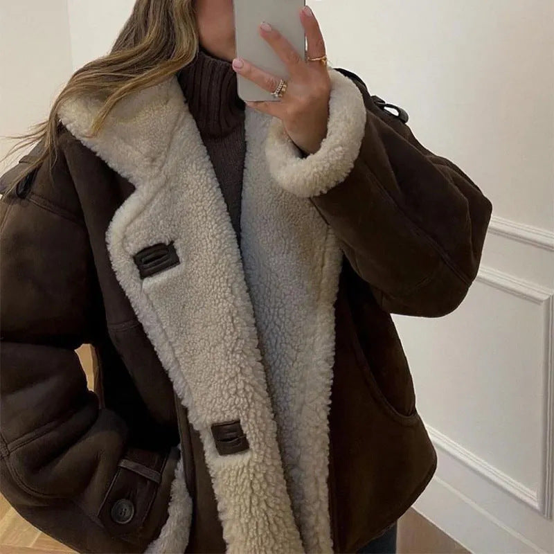 Veste en peau d'agneau pour femme douce et confortable pour l'hiver