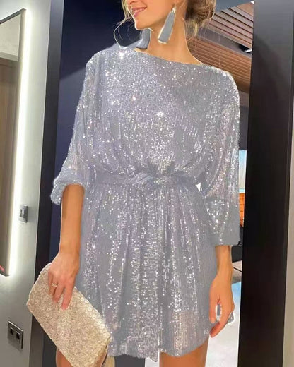 Mini-robe brillante élégante à manches longues pour femme