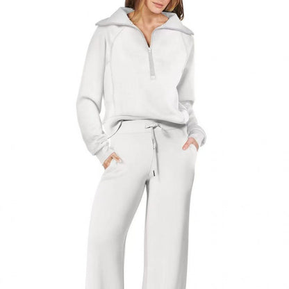 Ensemble de sport pour femme avec col montant et bretelles