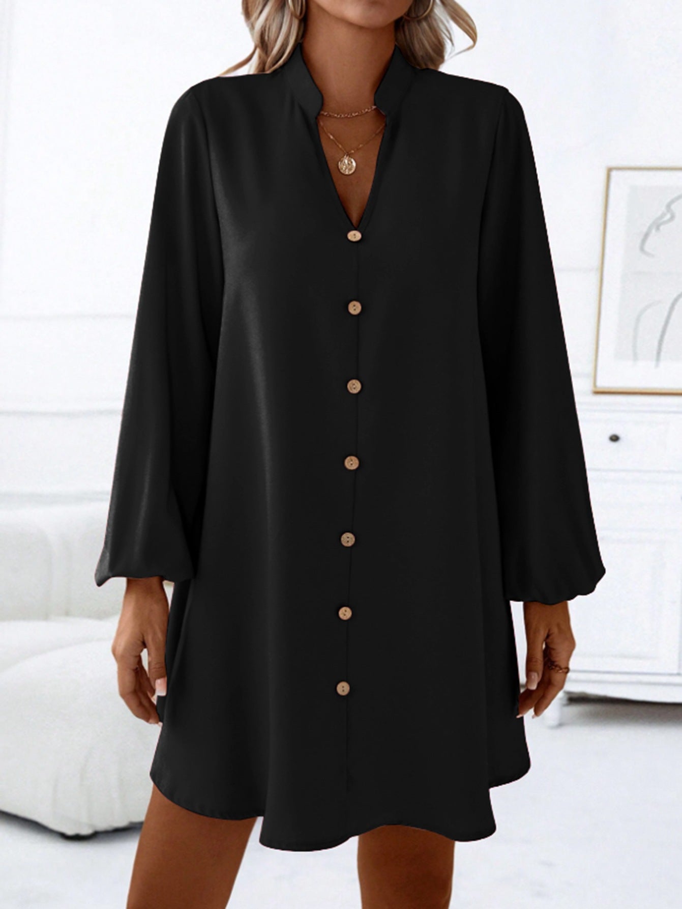 Robe courte élégante à manches bouffantes pour femmes