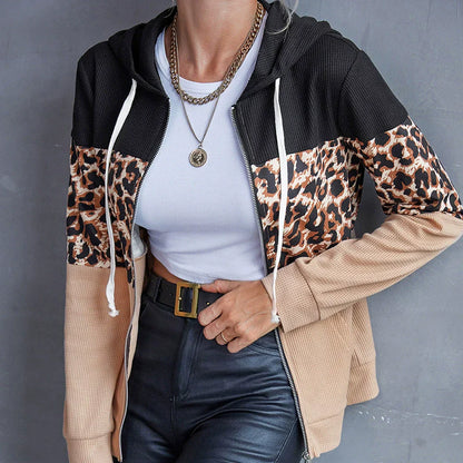 Sweat-shirt à capuche oversize avec fermeture éclair et motif patchwork