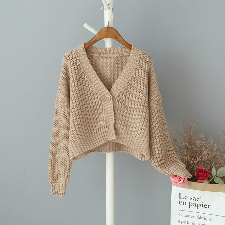 Cardigan femme décontracté, épaules dénudées, fermeture boutonnée