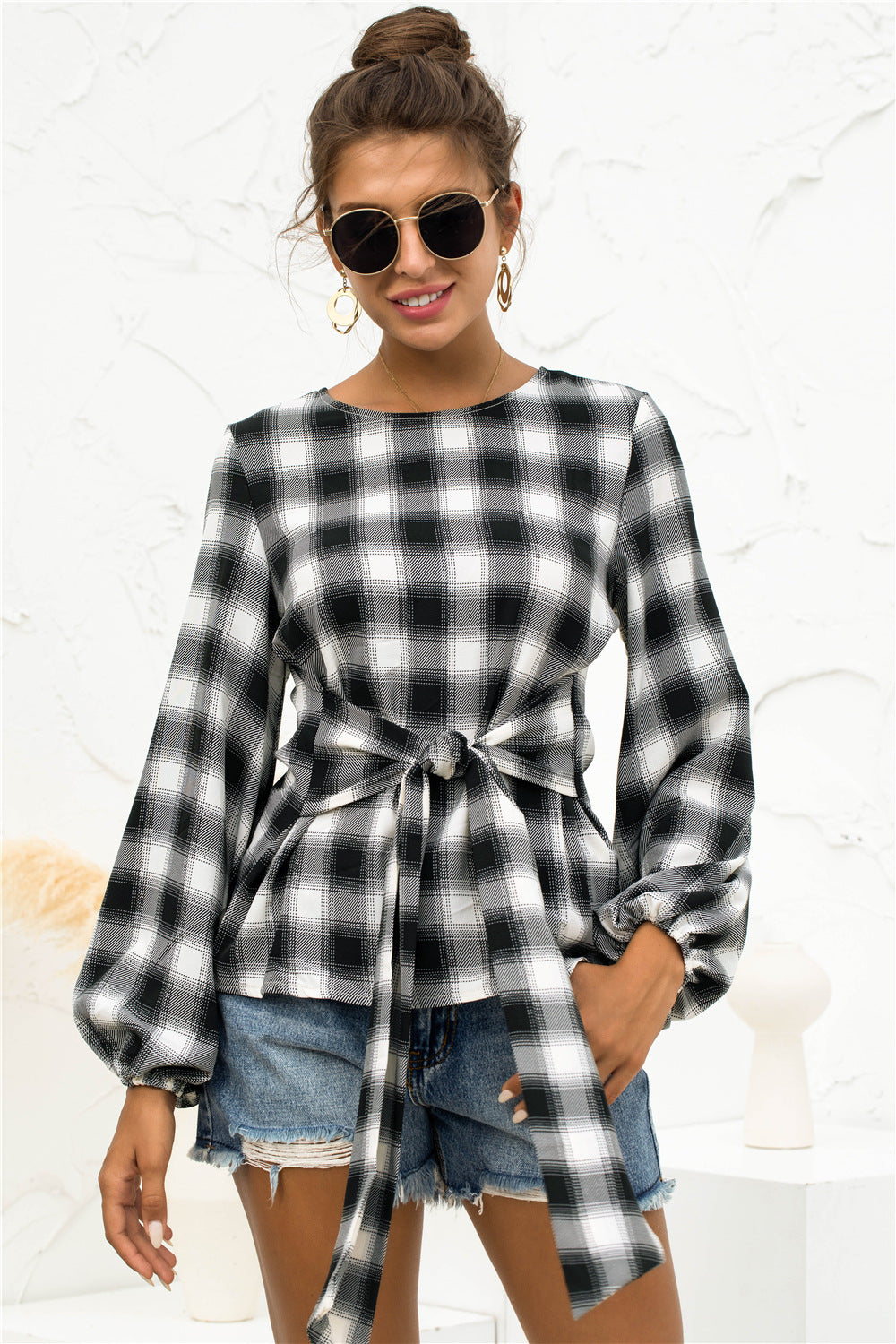 Damen Bluse mit Gürtel Elegantes Design - IdealeKleiden
