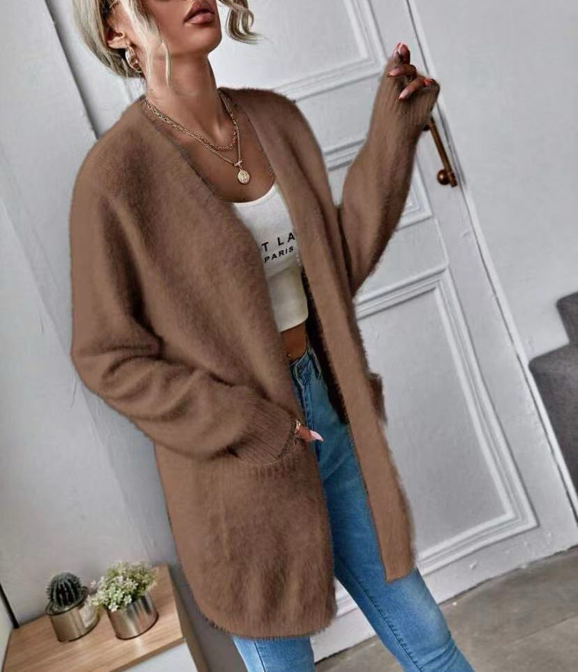 Cardigan doux et moelleux pour femme, design simple et élégant